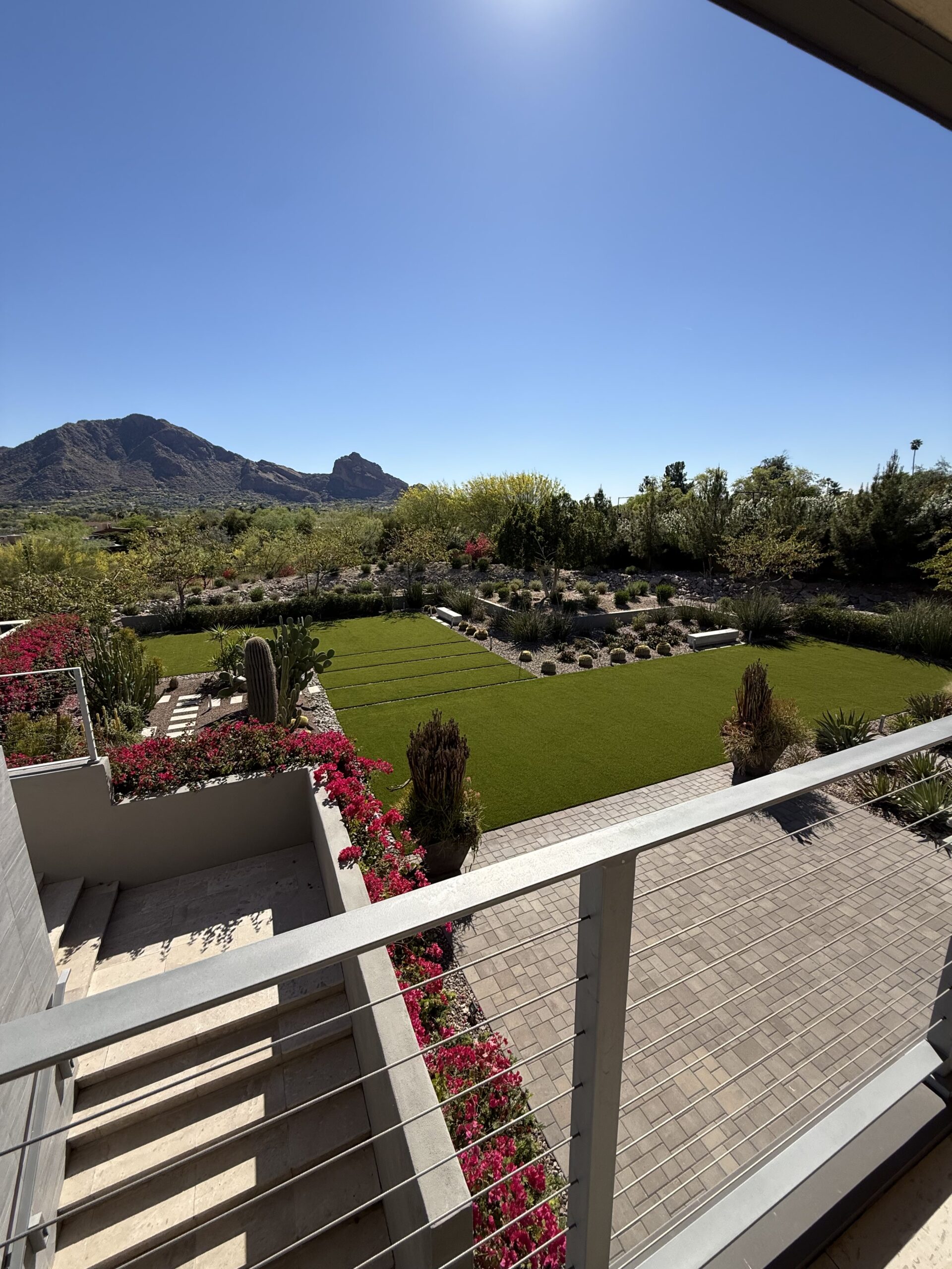 Synthetic grass Scottsdale, AZ installation by Turfscapes of Arizona